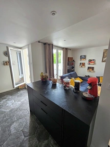 Dpt Pyrénées Atlantiques (64) A vendre Appartement T3 de 72 m² habitables + grande terrasse de 45 m² et 2 balcons - Dernier étage avec vue