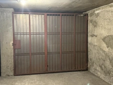 AIX LES BAINS (73), Centre Ville Grand Garage Box fermé sécurisé