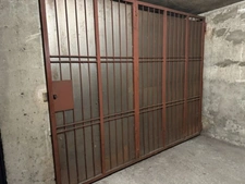 AIX LES BAINS (73), Centre Ville Grand Garage Box fermé sécurisé