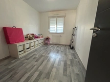 Maison de plain-pied82 m² - 4 pièces - jardin