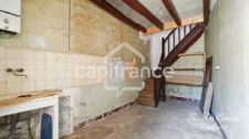 À vendre à Sauzé-Vaussais : Lot de deux maisons mitoyennes à rénover