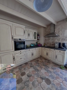Maison à vendre 5 pièces  (79)