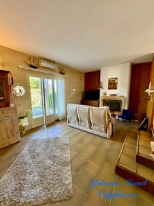 Maison à vendre 6 pièces  (79)