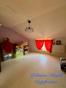 Maison à vendre 8 pièces CHENAY (79)