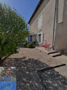 Maison à vendre 5 pièces  (79)