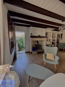 Maison à vendre 5 pièces  (79)