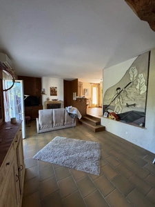 Maison à vendre 6 pièces  (79)