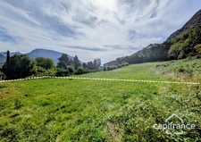 Terrain à bâtir 1 000 m² + 900 m² zone naturelle - NOYAREY (38360)
