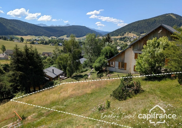 Terrain à bâtir avec vue panoramique – 816 m² - AUTRANS MEAUDRE EN VERCORS (38112)