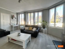 Chantonnay centre – Maison 153 m² – 3 chambres, piscine et garage