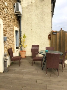 Maison en pierre -5 pièces MOUTIERS SUR LE LAY (85)