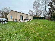 🏡 Maison plain-pied 2 chambres + jardin – Saint-Florent-des-Bois