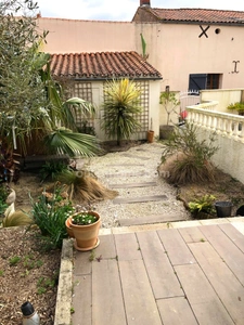 Maison en pierre -5 pièces MOUTIERS SUR LE LAY (85)