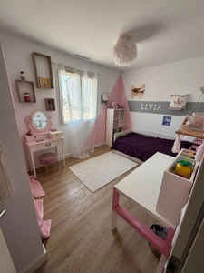Codognan, Maison à vendre 5 pièces avec terrasse et jardin 