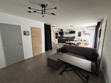 Codognan, Maison à vendre 5 pièces avec terrasse et jardin 
