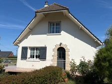 Neuville-lès-Dieppe – Maison familiale lumineuse avec jardin et aperçu mer