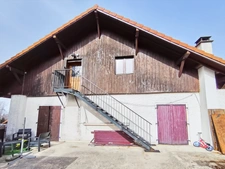 Immeuble de rapport à vendre THOLLON LES MEMISES (74)
