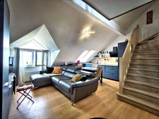 Appartement en attique 2 pièces THONON LES BAINS (74)
