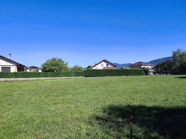 Terrain à vendre 664m² - BONS EN CHABLAIS (74)