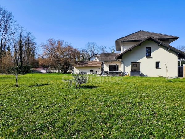 Maison individuelle au calme 6 pièces 160m² (74) ALLINGES