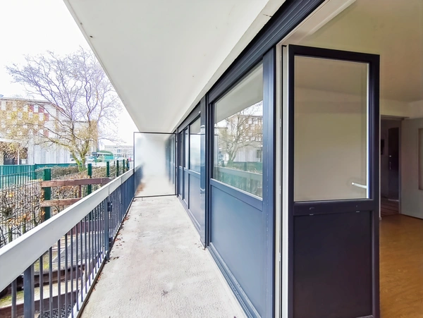 Appartement 4 pièces 77m² à rénover - THONON LES BAINS (74)