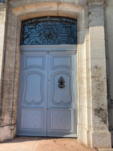 Dpt Saône et Loire (71), à vendre maison d'exception à CHALON SUR SAONE centre historique, 10 pièces avec jardin .