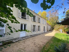 Dpt Saône et Loire (71), à vendre GIVRY maison P7 de 250 m² - Terrain de 1 278,00 m² - Plain pied