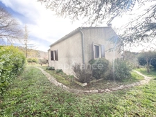 Detached house with 5 rooms, 4 bedrooms, 123 m² with full basement, 1300 m² plot and panoramic view in REILLANNE (04)