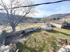 Maison Ferme avec 18 hectares à vendre à La Rochegiron (04150) proche Banon, Alpes-de-Haute-Provence