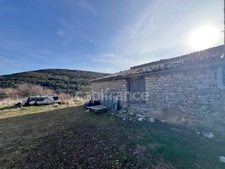 Maison Ferme avec 18 hectares à vendre à La Rochegiron (04150) proche Banon, Alpes-de-Haute-Provence