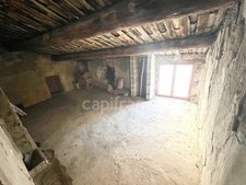 For Sale: Charming 7-room, 3-bedroom village house in VILLENEUVE (04180)