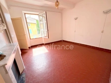 Maison à vendre à Reillanne (Luberon) – 113 m² – 3 chambres – Possibilité 2 logements – Garage et terrasse