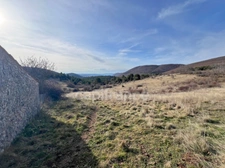 Maison Ferme avec 18 hectares à vendre à La Rochegiron (04150) proche Banon, Alpes-de-Haute-Provence