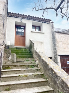 3-room apartment for sale in REILLANNE (04110) Village center, no work needed, ideal investment