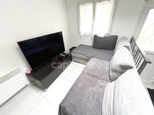 3-room apartment for sale in REILLANNE (04110) Village center, no work needed, ideal investment