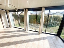 Vente Maison de plain-pied 4 pièces à MANOSQUE (04) - Jardin 740m2, garage, combles aménagés, proche commodités