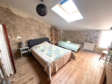 Maison à vendre 6 pièces proche de GREOUX LES BAINS (04)