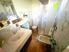 Charming 3-room, 2-bedroom house for sale in REILLANNE (04) - 650m2 garden, in a quiet location