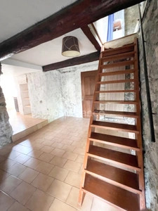 Maison à vendre à Reillanne (Luberon) – 113 m² – 3 chambres – Possibilité 2 logements – Garage et terrasse