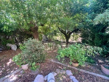 Maison à vendre à Digne-les-Bains – 115 m², 4 chambres, jardin arboré de 300 m², fort potentiel