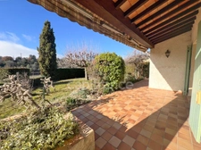 Charming 3-room, 2-bedroom house for sale in REILLANNE (04) - 650m2 garden, in a quiet location