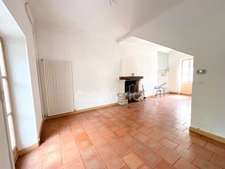 Maison à vendre à Reillanne (Luberon) – 113 m² – 3 chambres – Possibilité 2 logements – Garage et terrasse