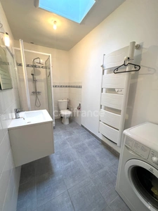 For sale in Forcalquier - Beautiful 2-bedroom apartment with sunny terrace