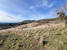Maison Ferme avec 18 hectares à vendre à La Rochegiron (04150) proche Banon, Alpes-de-Haute-Provence