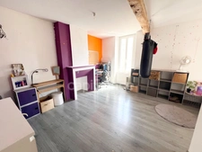 Maison de village 300 m² avec jardin et garage à vendre à Reillanne (04110) – Cœur du Luberon