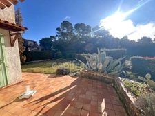 Charming 3-room, 2-bedroom house for sale in REILLANNE (04) - 650m2 garden, in a quiet location