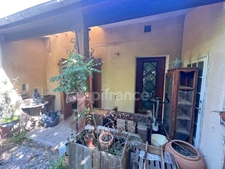 Maison à vendre à Digne-les-Bains – 115 m², 4 chambres, jardin arboré de 300 m², fort potentiel