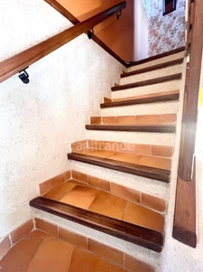 Charming 3-room, 2-bedroom house for sale in REILLANNE (04) - 650m2 garden, in a quiet location