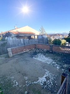 Rare villa for sale in Forcalquier (04) - 220m2, 7 rooms, 6 bedrooms, 800m2 garden, Great Potential
