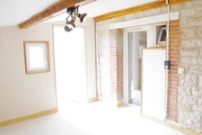 ✨ Appartement de Plain-Pied avec Terrasses – Charme de l’Ancien et Confort Moderne, à Deux Pas de Toutes Commodités